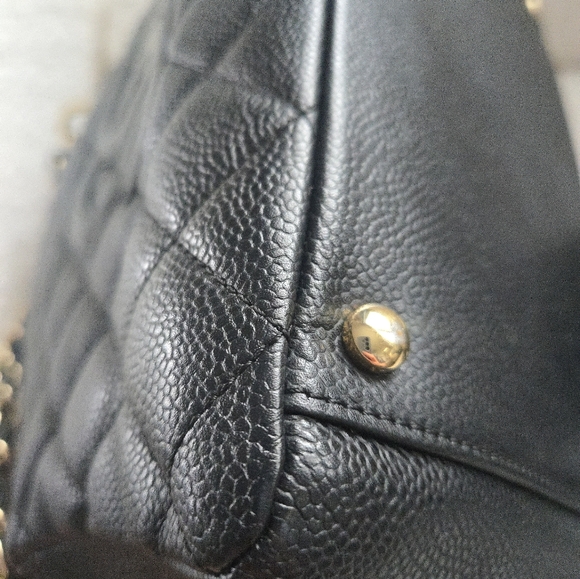 Chanel Vintage Caviar Petite Timeless Shopper Tote – Black - Picture 14 of 17